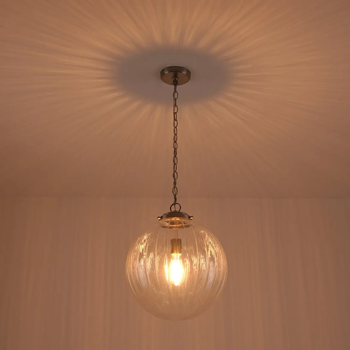 Modern 1-Light Clear Ribbed Glass Globe Pendant