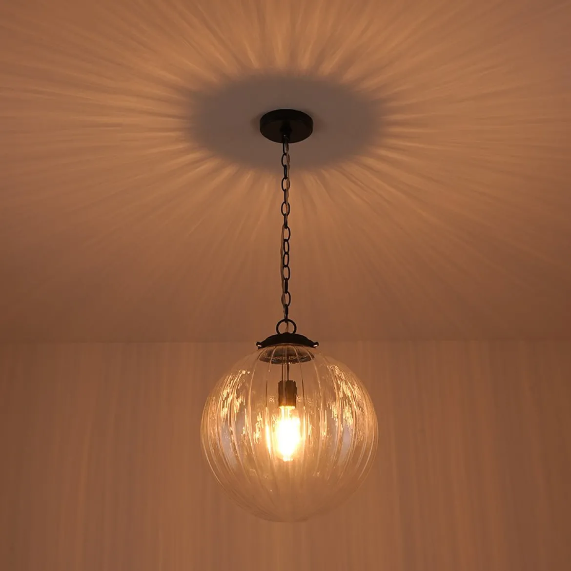 Modern 1-Light Clear Ribbed Glass Globe Pendant