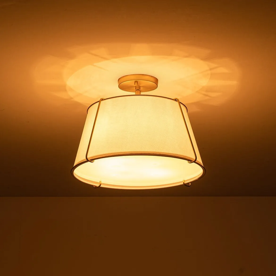 (OpenBox) Contemporary Wide Linen Drum Brass Semi Flush Mount