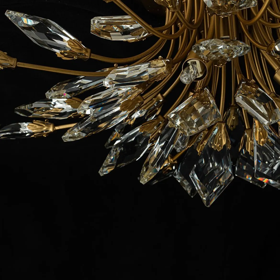 (OpenBox) 4-Light Bloom Crystal Leaf Semi Flush Mount Light