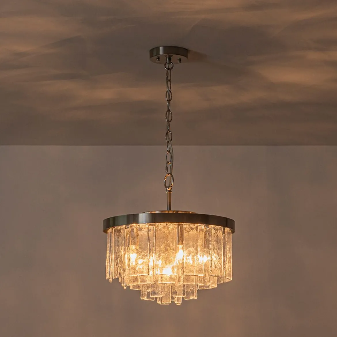 (OpenBox) Tiered Hammered Water Glass Round Semi Flush Mount