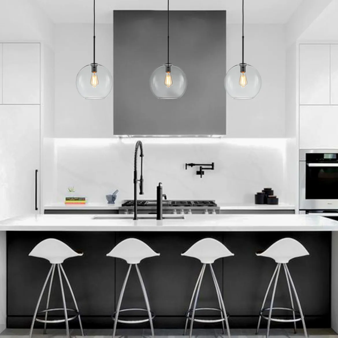 Simple Mid-Century 1-Light Clear Glass Globe Pendant Light